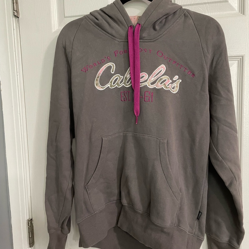 Women’s Cabela’s Gray and Pink Camo Detail Sweatshirt